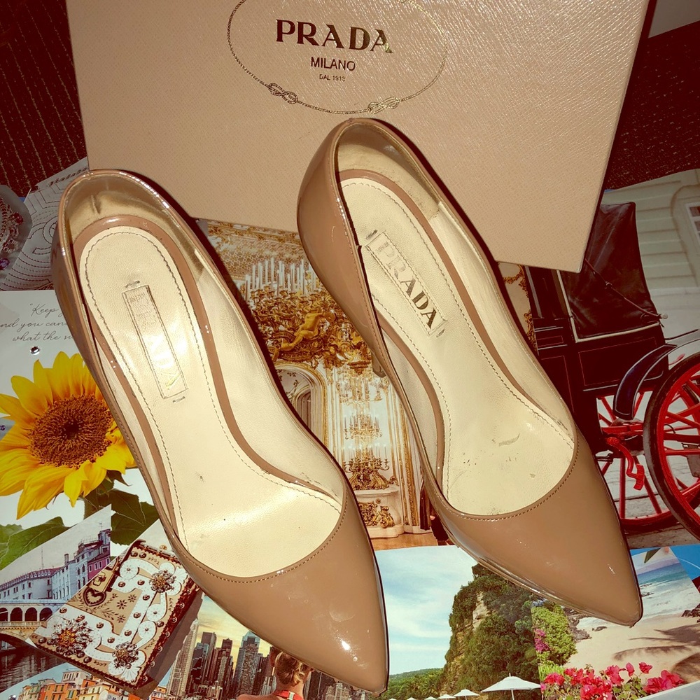 Prada Vernice Basic Pump